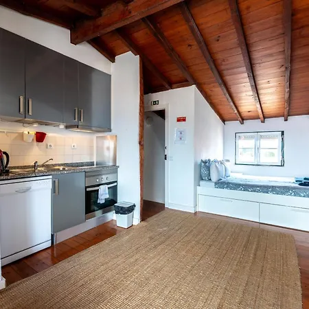 Charming Meio à Lapa Iii Amazing Terrace View Lisbona