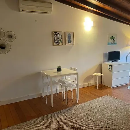 Apartament Charming Meio A Lapa Iii Amazing Terrace View Lizbona