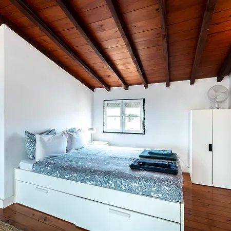 Charming Meio A Lapa Iii Amazing Terrace View Апартаменты Лиссабон