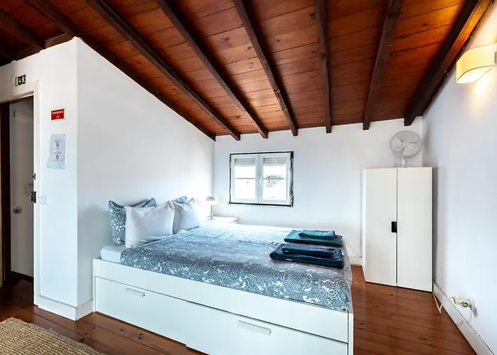 Charming Meio A Lapa Iii Amazing Terrace View شقة Lisboa