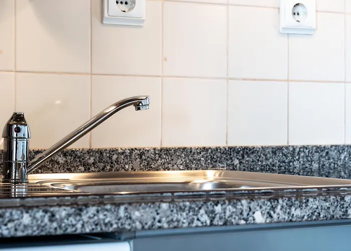 Charming Meio A Lapa Iii Amazing Terrace View * Lisboa