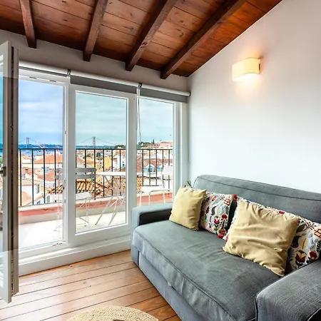 Charming Meio A Lapa Iii Amazing Terrace View Lisboa